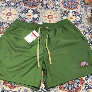 Nike sun ☀️ club shorts